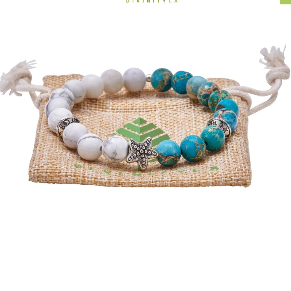 Divinity LA Bracelet - Picture 2 of 2